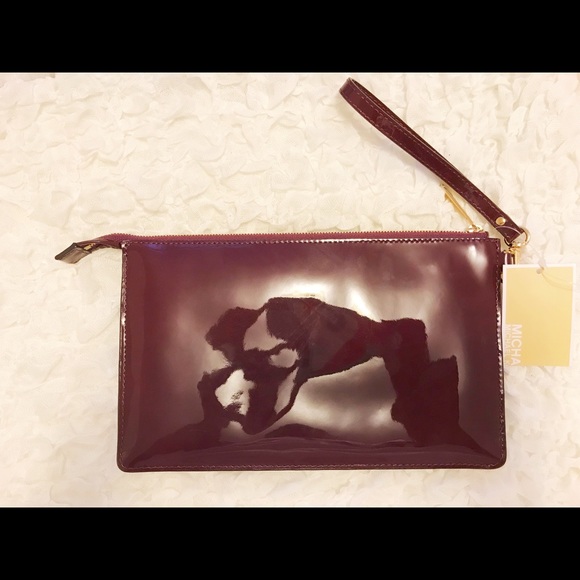 Michael Kors Wrislet - Picture 2 of 5